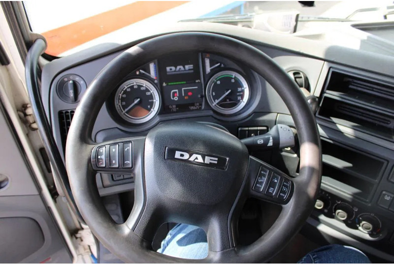 DAF XF 106.460 + Euro 6 + 6X2 + retarder + price is for complete incl combi - Kapellbil: bilde 5 DAF XF 106.460 + Euro 6 + 6X2 + retarder + price is for complete incl combi - Kapellbil: bilde 5