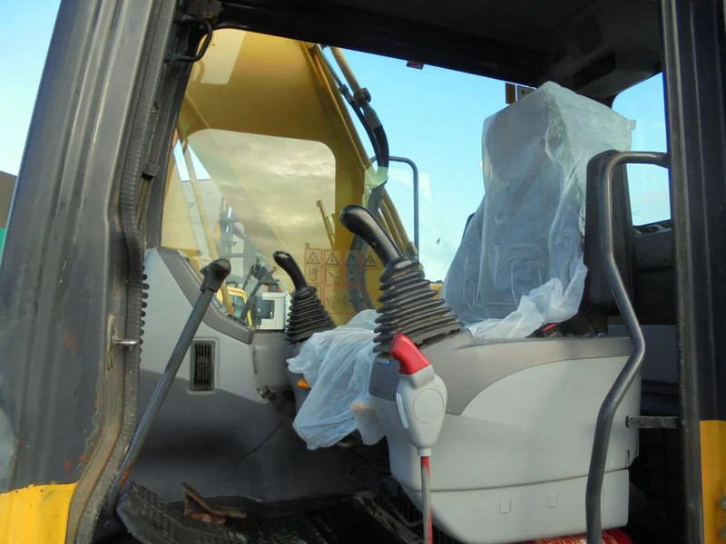 Komatsu PC180LC7K Galeo + Bucket + Hamer functie - Beltegraver: bilde 4 Komatsu PC180LC7K Galeo + Bucket + Hamer functie - Beltegraver: bilde 4