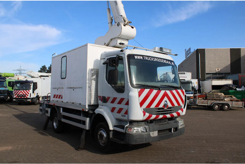 Renault Midlum 220 + manual - Lastebil: bilde 5 Renault Midlum 220 + manual - Lastebil: bilde 5