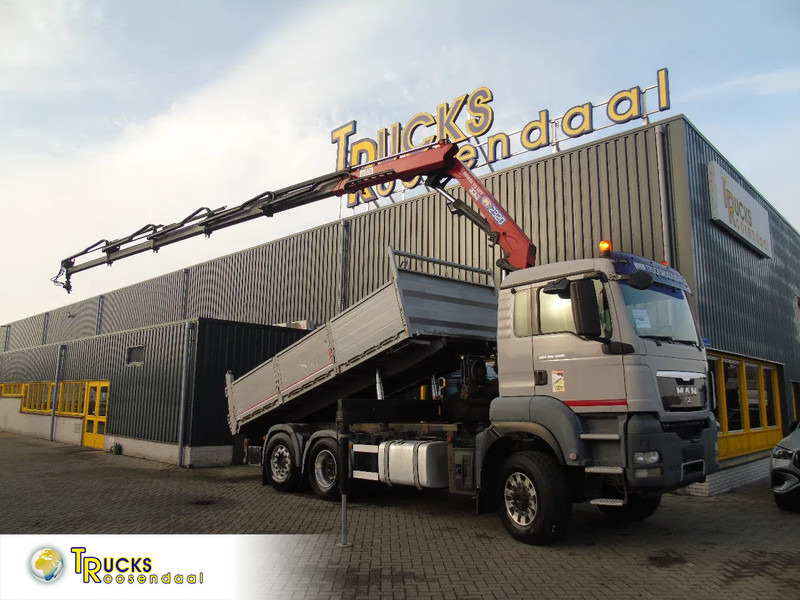 MAN TGS 28.400 + 6x4 front traction + HMF 2320 + tipper + MANUAL + REMOTE - Tippbil, Kranbil: bilde 1 MAN TGS 28.400 + 6x4 front traction + HMF 2320 + tipper + MANUAL + REMOTE - Tippbil, Kranbil: bilde 1