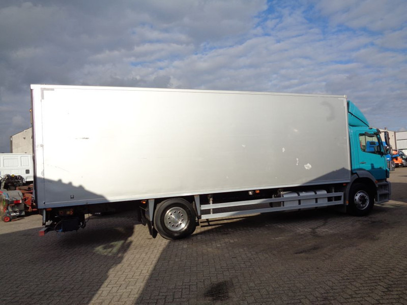 Skapbil Mercedes-Benz AXOR 1823 + Dhollandia Lift: bilde 6