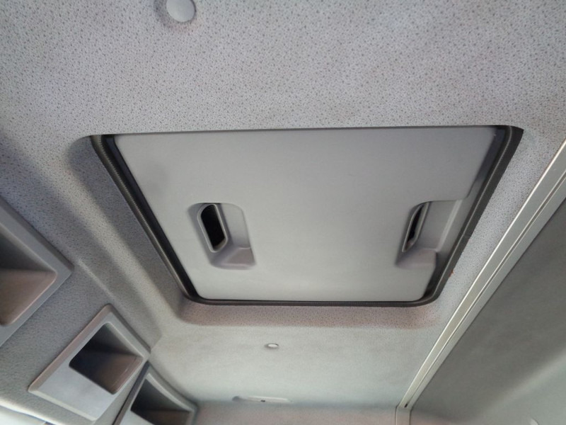 Skapbil Mercedes-Benz AXOR 1823 + Dhollandia Lift: bilde 17