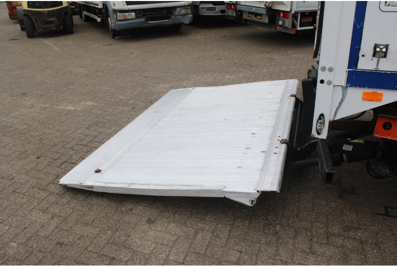 Skapbil Mercedes-Benz Antos 360 + euro 6 + lift: bilde 9 Skapbil Mercedes-Benz Antos 360 + euro 6 + lift: bilde 9