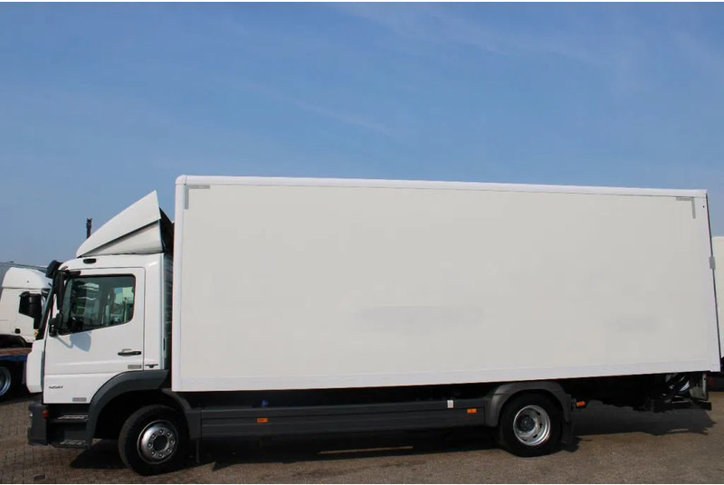 Mercedes-Benz Atego 1221 + EURO 6 + LIFT + 12t - Skapbil: bilde 3 Mercedes-Benz Atego 1221 + EURO 6 + LIFT + 12t - Skapbil: bilde 3