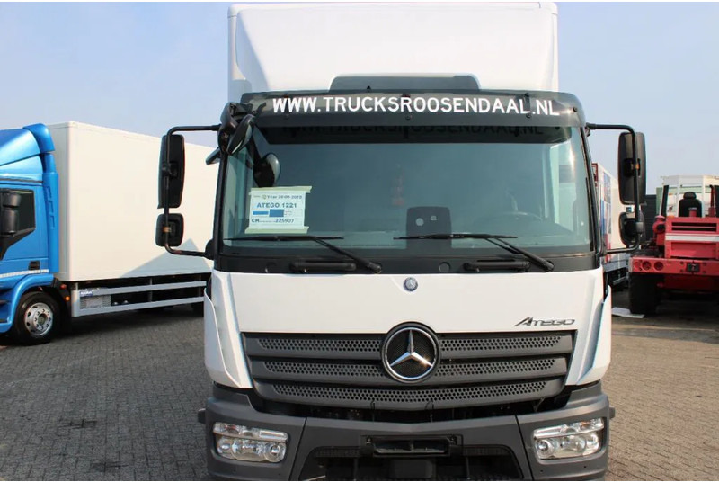 Mercedes-Benz Atego 1221 + EURO 6 + LIFT + 12t - Skapbil: bilde 2 Mercedes-Benz Atego 1221 + EURO 6 + LIFT + 12t - Skapbil: bilde 2