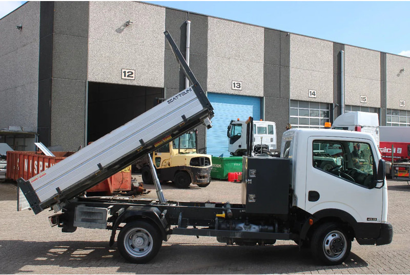 Nissan 45.13 + EURO 4 + C patent + tipper + MANUAL - Tippbil: bilde 4 Nissan 45.13 + EURO 4 + C patent + tipper + MANUAL - Tippbil: bilde 4