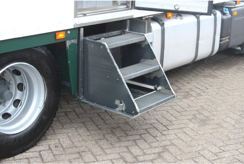 Scania R490 + 6X2 + EURO 6 + heating truck/ flowers FULL OPTION - Lastebil med kjøl: bilde 5 Scania R490 + 6X2 + EURO 6 + heating truck/ flowers FULL OPTION - Lastebil med kjøl: bilde 5