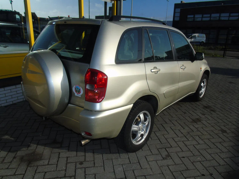 Toyota RAV4 + 4X4 + AUTOMAT + PETROL - SUV: bilde 4 Toyota RAV4 + 4X4 + AUTOMAT + PETROL - SUV: bilde 4