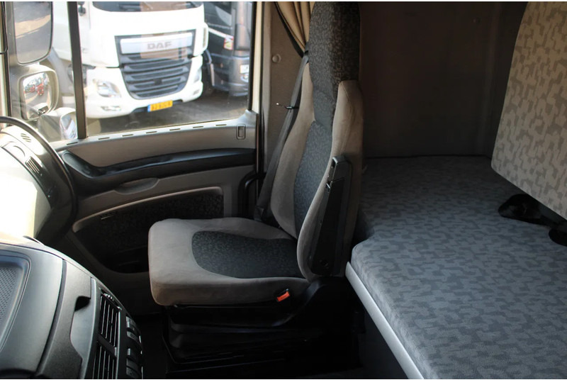 DAF XF 105 105.410 + EURO 5+ 330 KM!! - Trekkvogn: bilde 5 DAF XF 105 105.410 + EURO 5+ 330 KM!! - Trekkvogn: bilde 5