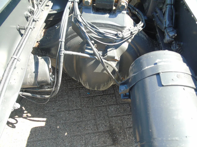 Trekkvogn Mercedes-Benz Actros 1846 + RETARDER + EURO 5 + MP3 + 2 PEDALS + PTO: bilde 18