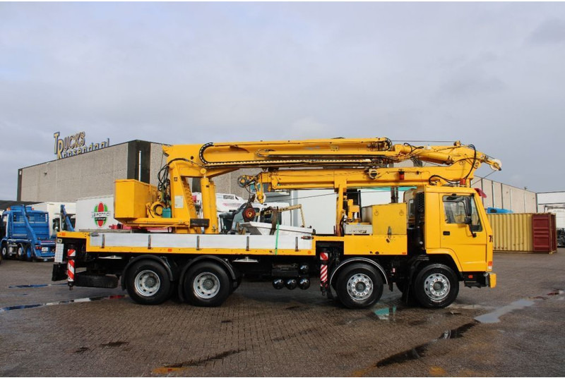 Volvo FL10 8X4 + GROMACH 34 mtr. + EURO 2 - Allterrengkran: bilde 5 Volvo FL10 8X4 + GROMACH 34 mtr. + EURO 2 - Allterrengkran: bilde 5