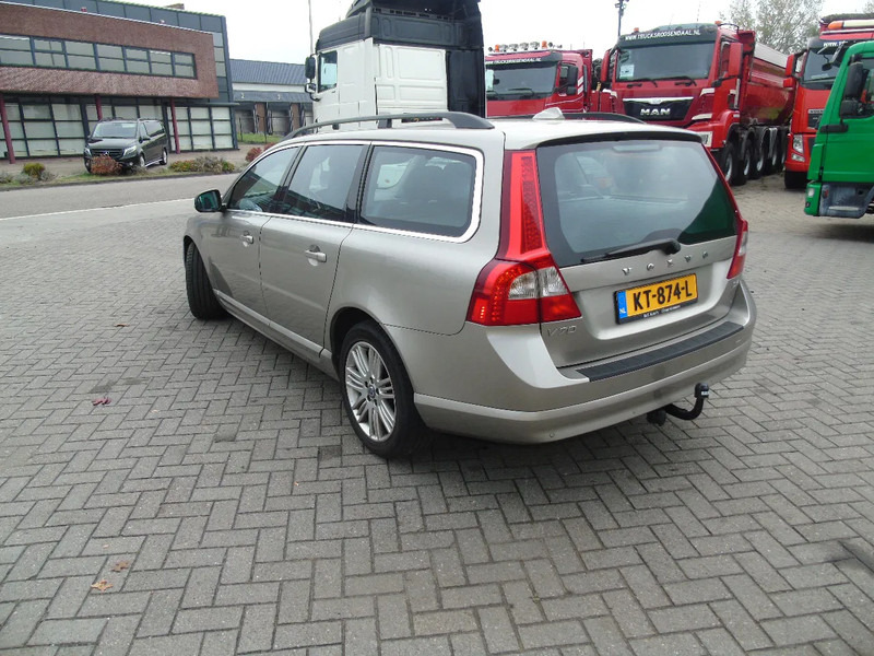 Volvo V70 + manual - Hatchback: bilde 4 Volvo V70 + manual - Hatchback: bilde 4