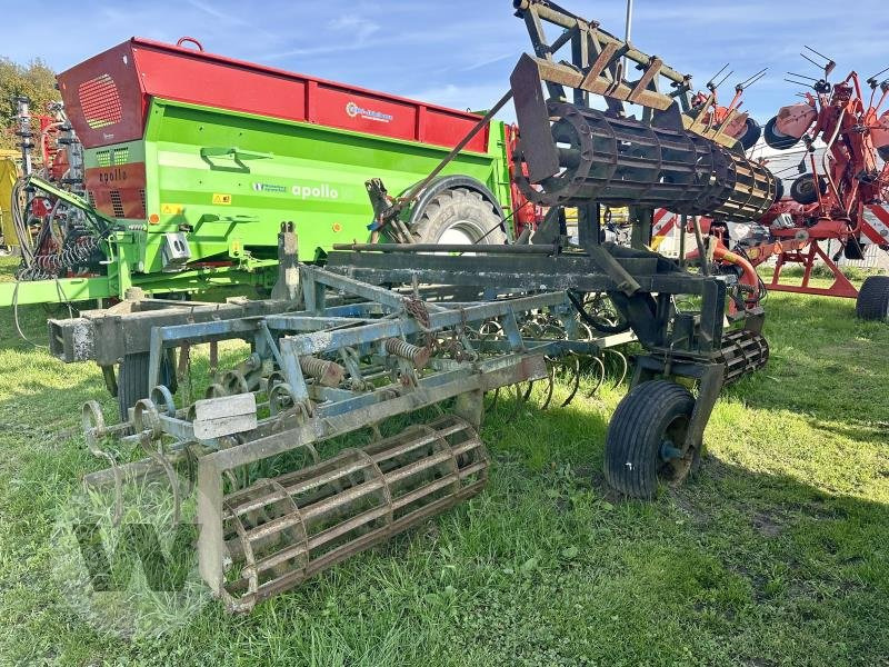 Fortschritt Kombinator T890 - Jordforbedring maskin: bilde 1 Fortschritt Kombinator T890 - Jordforbedring maskin: bilde 1