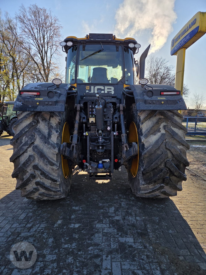 JCB FasTrac 8330 - Traktor: bilde 4 JCB FasTrac 8330 - Traktor: bilde 4