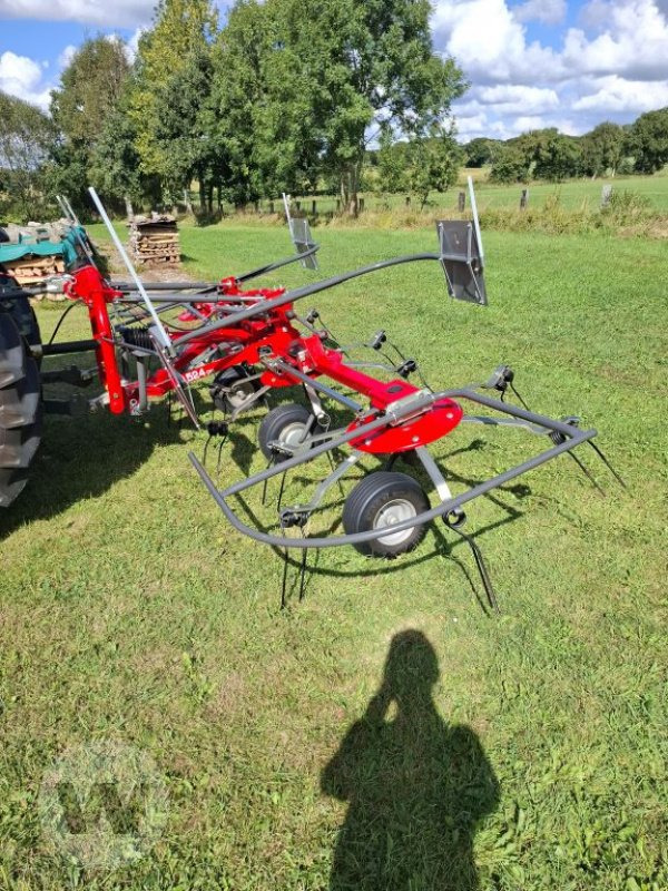 Massey Ferguson TD 524 DN - Høyvender: bilde 3 Massey Ferguson TD 524 DN - Høyvender: bilde 3