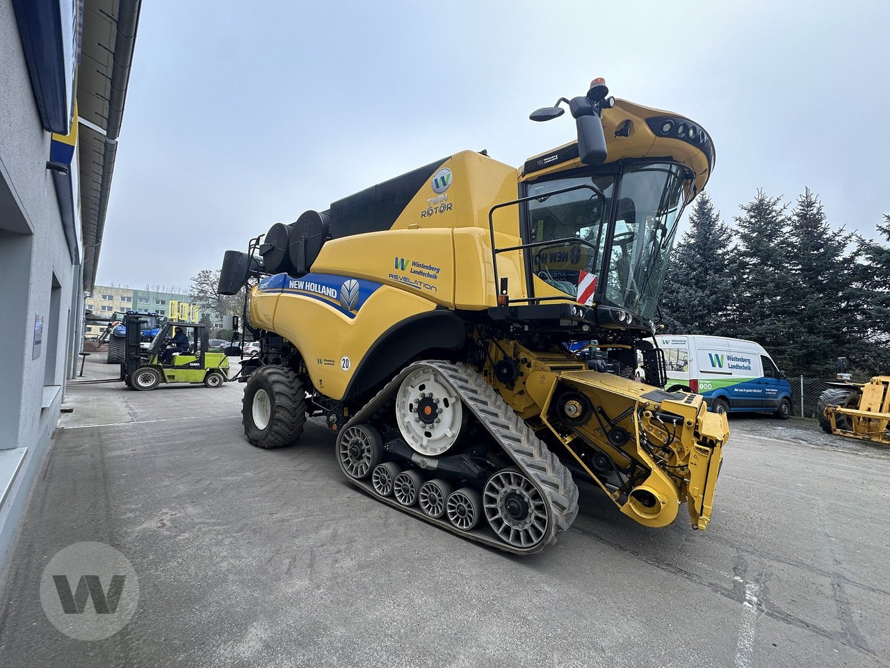 Leie New Holland CR 10.90 New Holland CR 10.90: bilde 10 Leie New Holland CR 10.90 New Holland CR 10.90: bilde 10