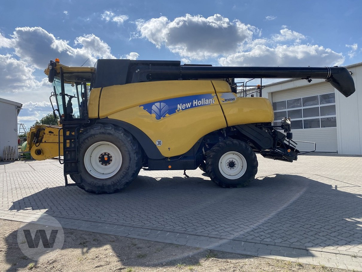 New Holland CR 9090 - Skurtresker: bilde 1 New Holland CR 9090 - Skurtresker: bilde 1