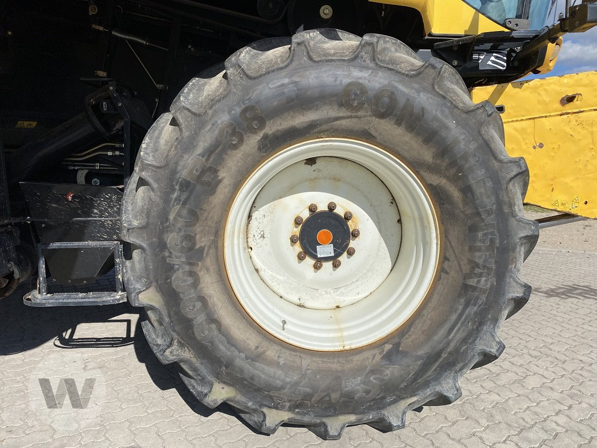 New Holland CR 9090 - Skurtresker: bilde 3 New Holland CR 9090 - Skurtresker: bilde 3