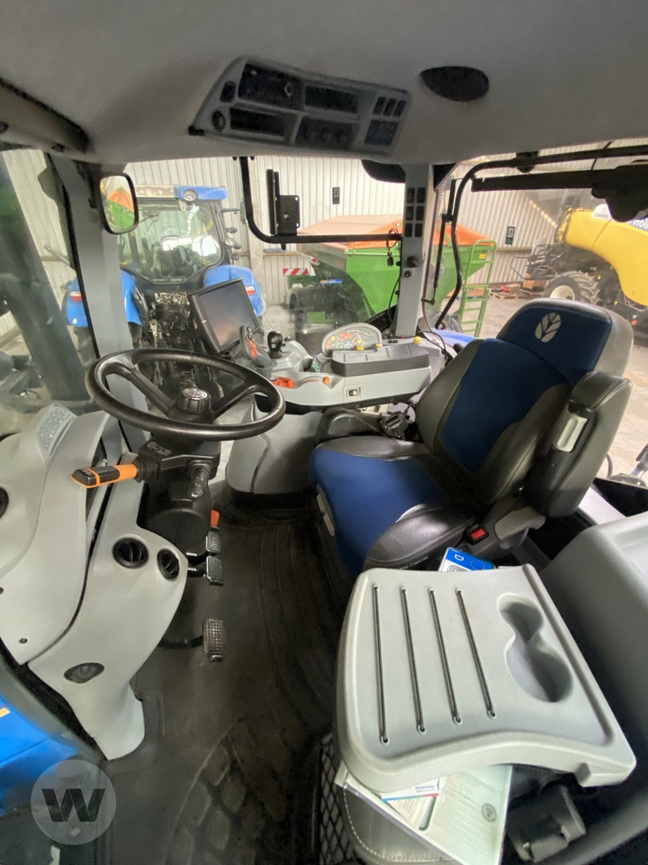 Leie New Holland T 7.245 AC StageV New Holland T 7.245 AC StageV: bilde 7