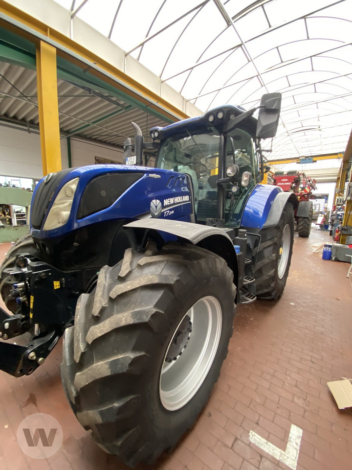 New Holland T 7.245 - Traktor: bilde 1 New Holland T 7.245 - Traktor: bilde 1