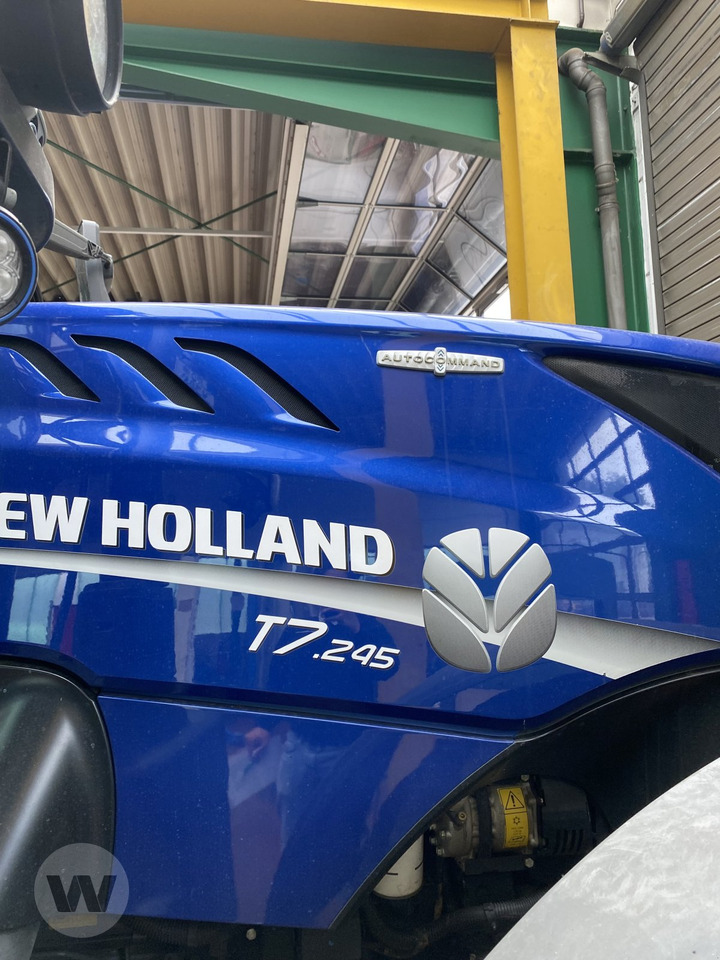 New Holland T 7.245 - Traktor: bilde 2 New Holland T 7.245 - Traktor: bilde 2