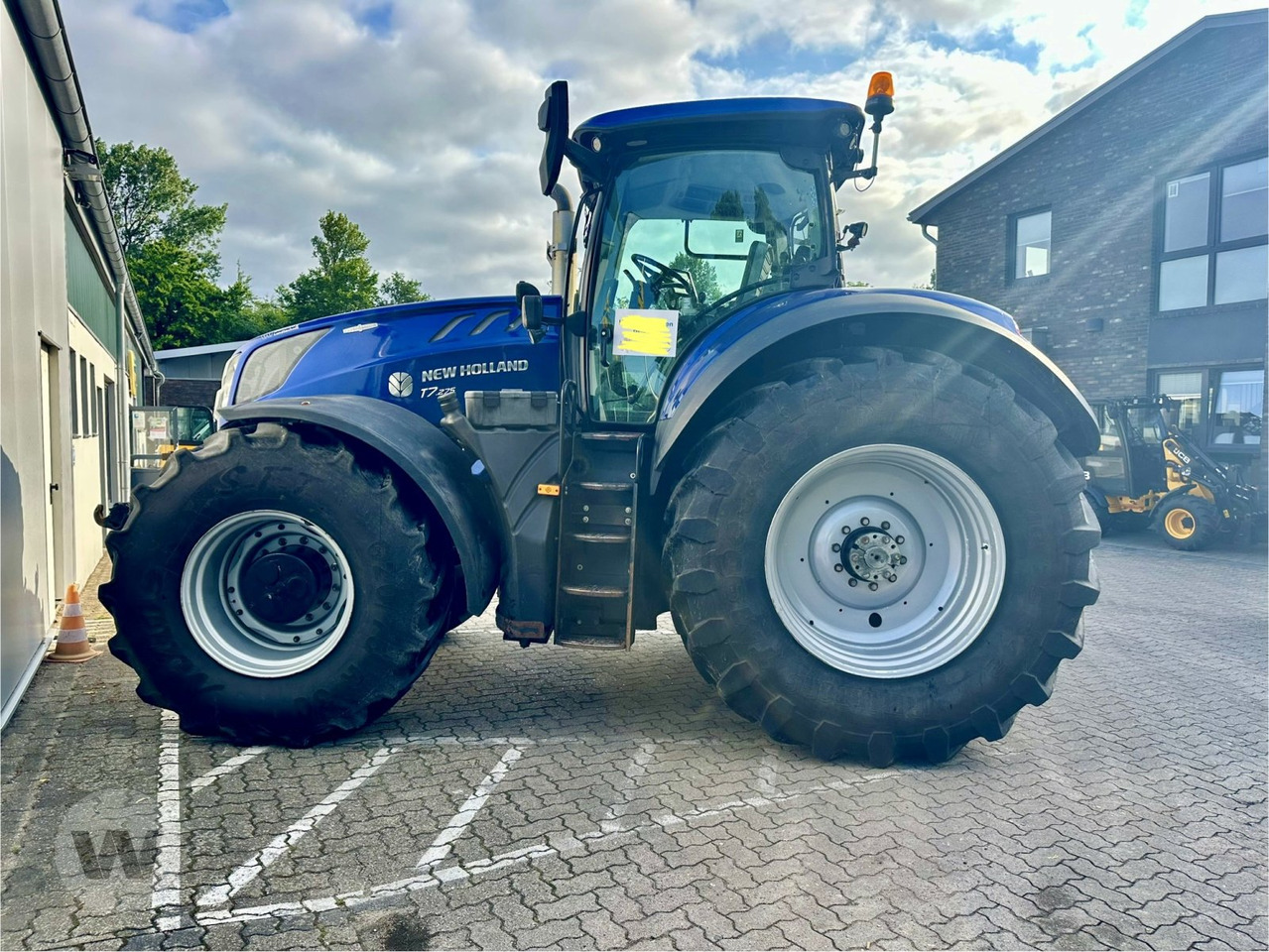 New Holland T 7.270 AC - Traktor: bilde 4 New Holland T 7.270 AC - Traktor: bilde 4
