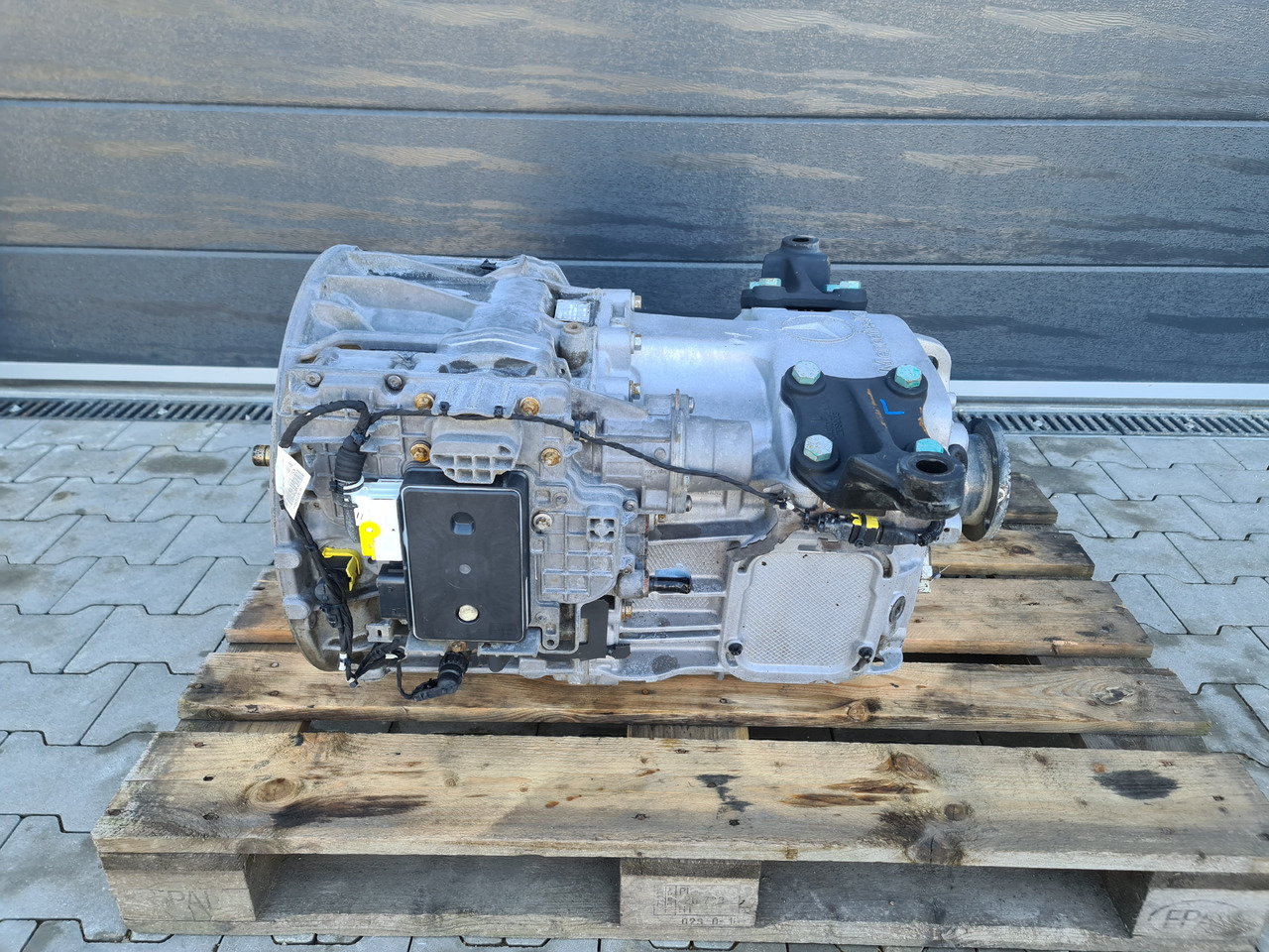 MERCEDES ATEGO ANTOS / COMPLETE GEARBOX / G140-8 / WORLDWIDE DELIVERY - Girkasse: bilde 1 MERCEDES ATEGO ANTOS / COMPLETE GEARBOX / G140-8 / WORLDWIDE DELIVERY - Girkasse: bilde 1