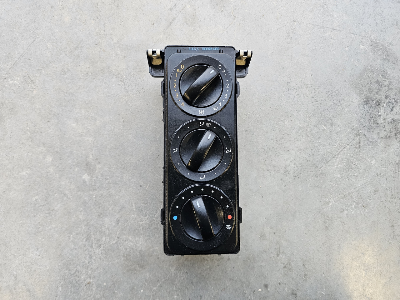 MERCEDES-BENZ ATEGO EURO 6 / HEATER PANEL / A9678200197 - Varme/ Ventilasjon: bilde 2 MERCEDES-BENZ ATEGO EURO 6 / HEATER PANEL / A9678200197 - Varme/ Ventilasjon: bilde 2