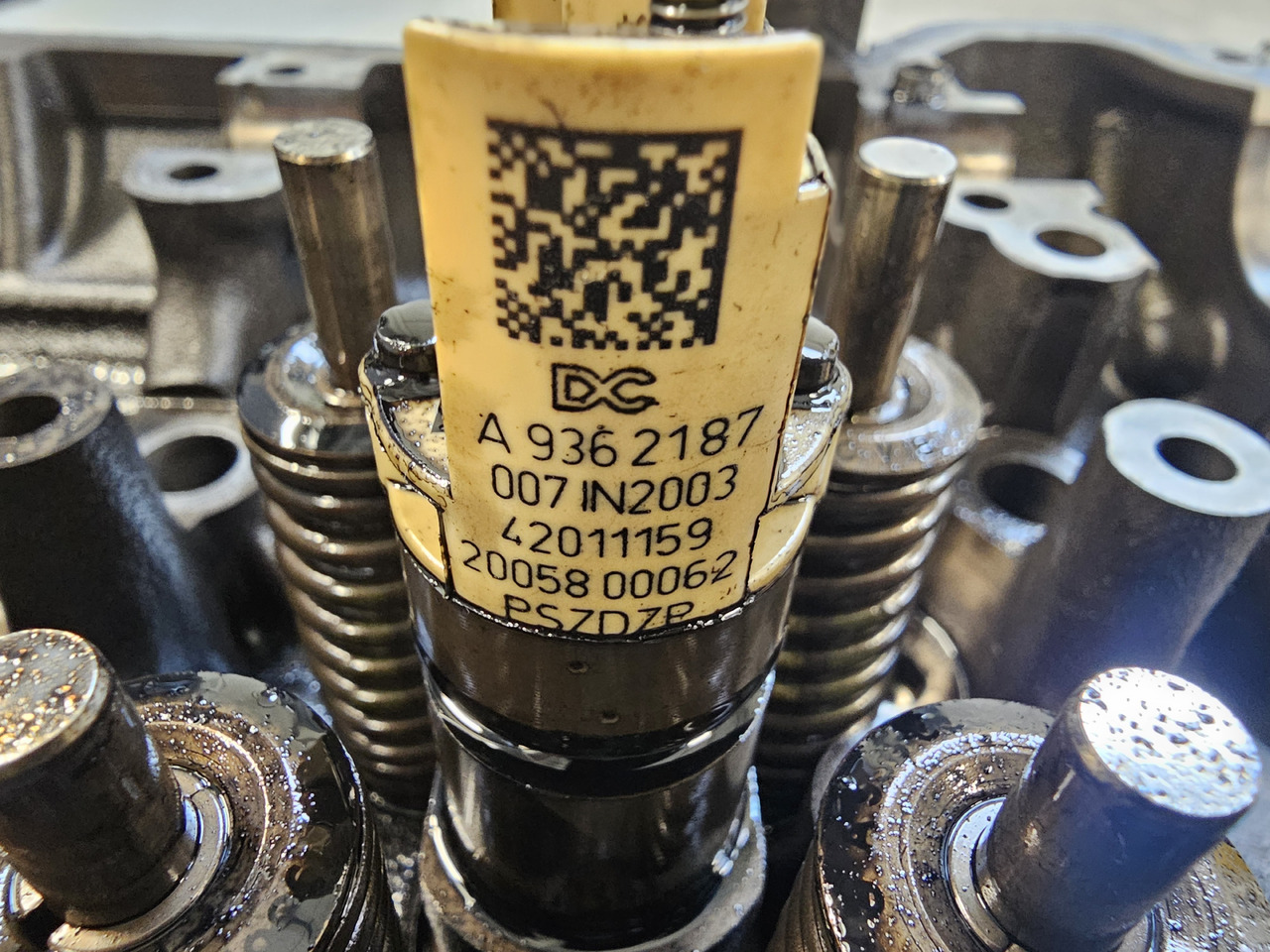 MERCEDES-BENZ ATEGO MP4 EURO 6 / INJECTORS SET / OM936 / A9362187007 - Injector: bilde 4 MERCEDES-BENZ ATEGO MP4 EURO 6 / INJECTORS SET / OM936 / A9362187007 - Injector: bilde 4