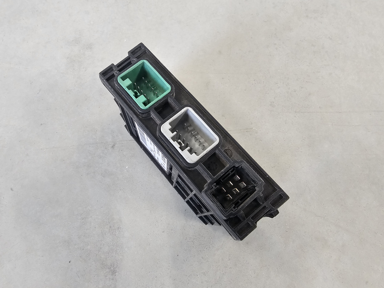RENAULT RANGE T / PDM DOOR CONTROL UNIT - Styreenhet: bilde 3 RENAULT RANGE T / PDM DOOR CONTROL UNIT - Styreenhet: bilde 3