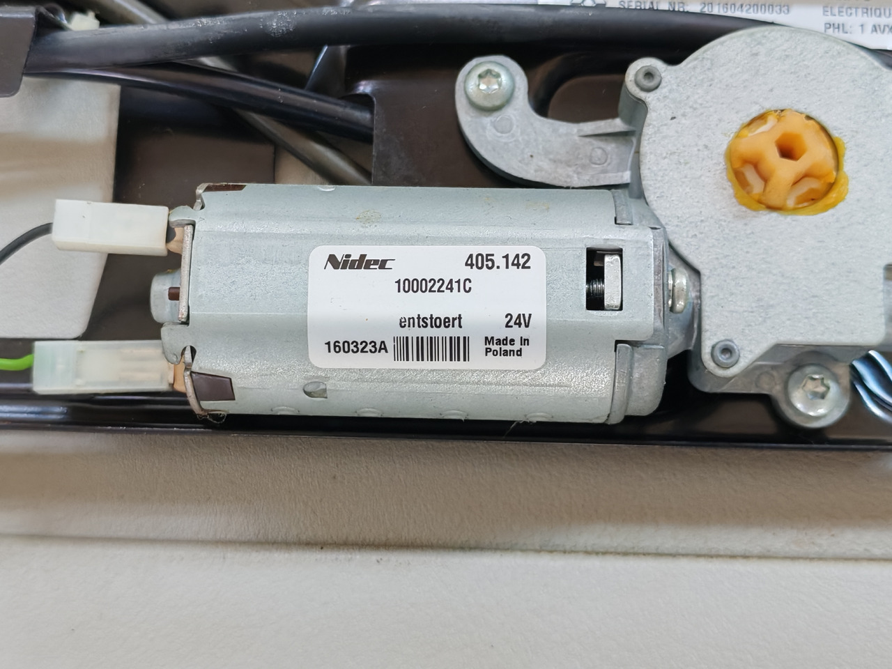 RENAULT RANGE T / SUNROOF / 7484505331 - Vindu og deler: bilde 4 RENAULT RANGE T / SUNROOF / 7484505331 - Vindu og deler: bilde 4