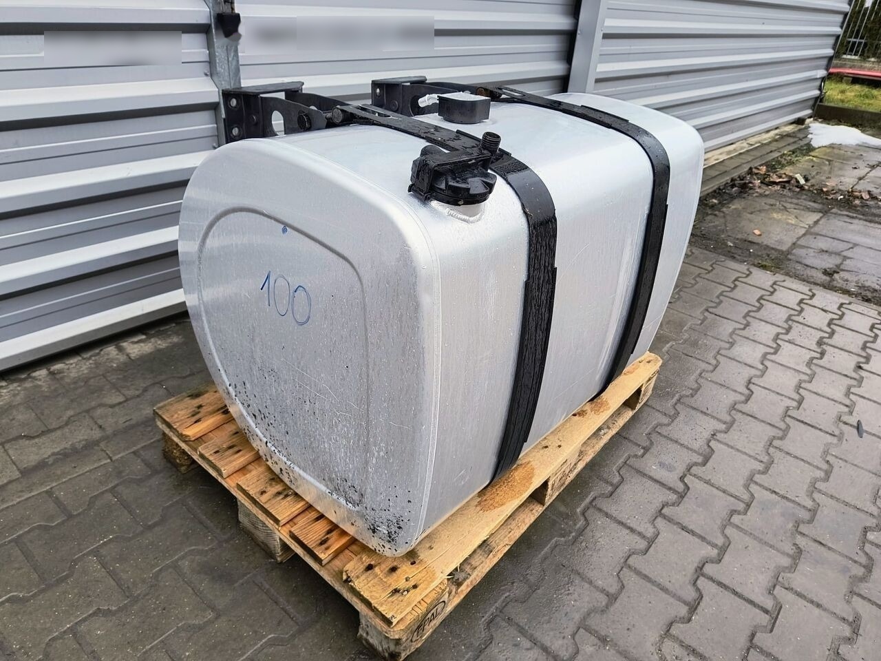Volvo FH FM FH4 RENAULT PREMIUM MAGNUM RANGE T 21516447 100CM - Drivstofftank for Lastebil: bilde 2 Volvo FH FM FH4 RENAULT PREMIUM MAGNUM RANGE T 21516447 100CM - Drivstofftank for Lastebil: bilde 2