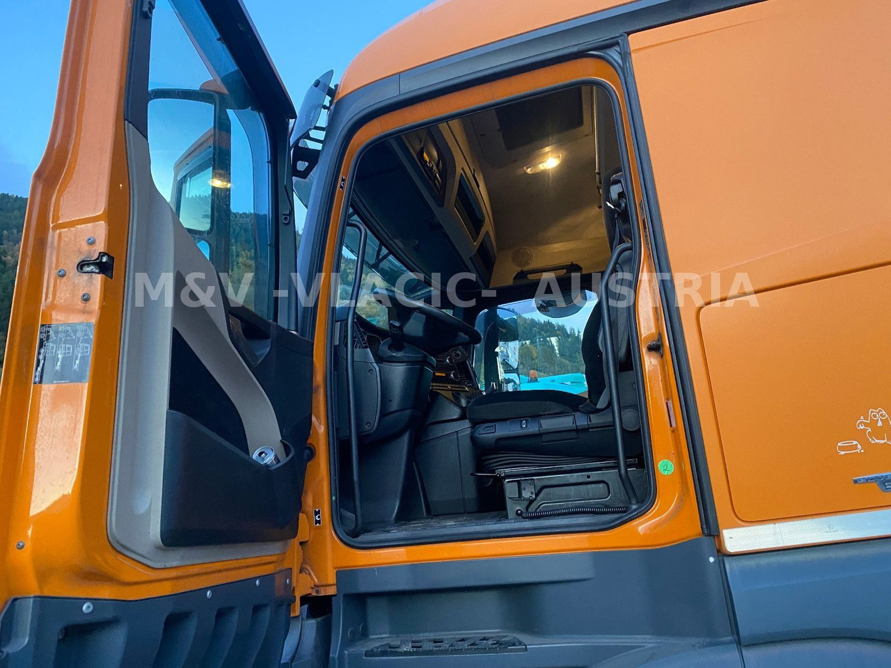 Mercedes-Benz 2542 - Container-transport/ Vekselflak lastebil: bilde 2 Mercedes-Benz 2542 - Container-transport/ Vekselflak lastebil: bilde 2