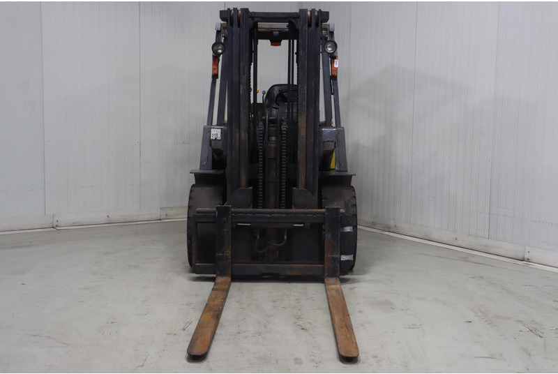 TCM FD40T2 - Dieseltruck: bilde 2 TCM FD40T2 - Dieseltruck: bilde 2