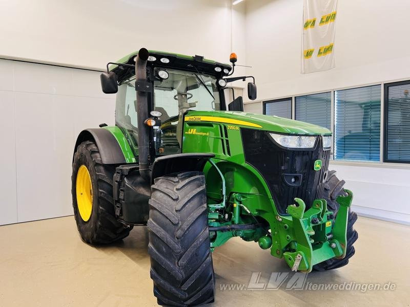 John Deere 7250R MOTOR ÜBERHOLT - Traktor: bilde 2 John Deere 7250R MOTOR ÜBERHOLT - Traktor: bilde 2