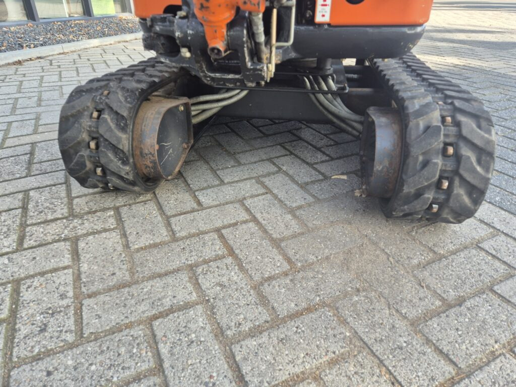 HITACHI ZX10U-2 minidigger - Minigraver: bilde 5 HITACHI ZX10U-2 minidigger - Minigraver: bilde 5