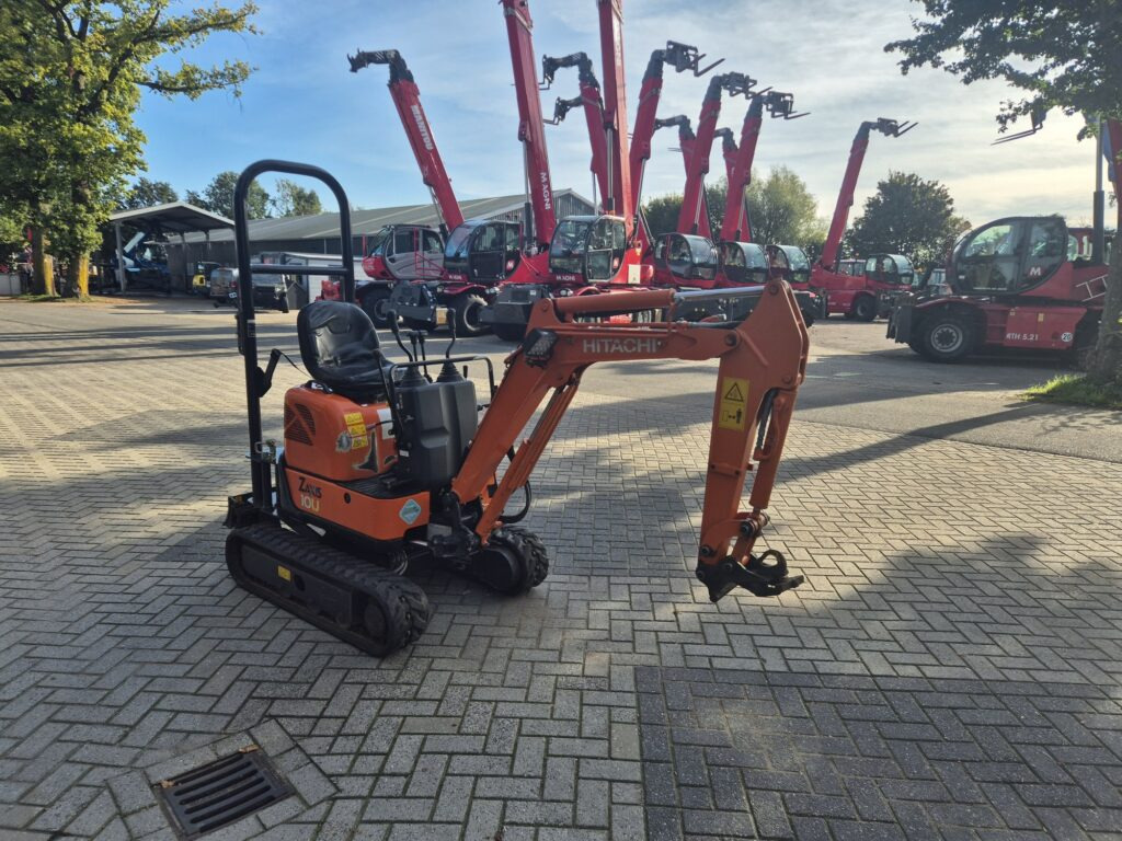 HITACHI ZX10U-2 minidigger - Minigraver: bilde 3 HITACHI ZX10U-2 minidigger - Minigraver: bilde 3
