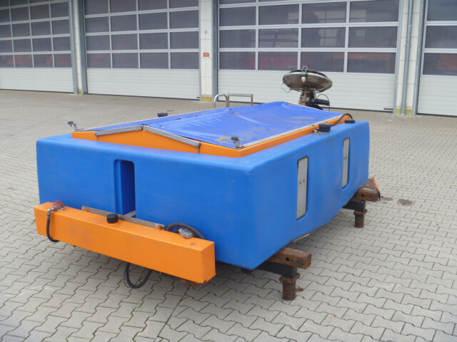Unimog Salzstreuer Gmeiner STA2500TC FS - Sandstrøer: bilde 2 Unimog Salzstreuer Gmeiner STA2500TC FS - Sandstrøer: bilde 2