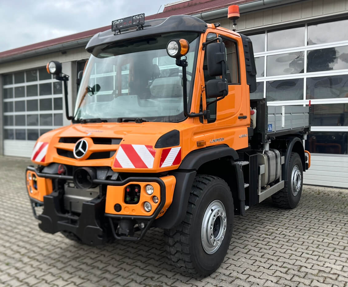 Unimog 530 - U530 405 44301 Mercedes Benz 405 - Utility-/ Spesiell maskin: bilde 1 Unimog 530 - U530 405 44301 Mercedes Benz 405 - Utility-/ Spesiell maskin: bilde 1