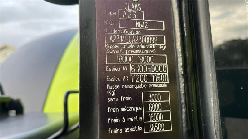 Claas Axion 930 CMatic Med næsten nye dæk, frontlift og  - Traktor: bilde 2 Claas Axion 930 CMatic Med næsten nye dæk, frontlift og  - Traktor: bilde 2