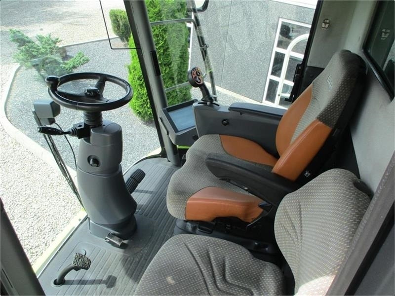 Claas LEXION 570 Klargjort maskine med kun 2066timer og - Skurtresker: bilde 4 Claas LEXION 570 Klargjort maskine med kun 2066timer og - Skurtresker: bilde 4