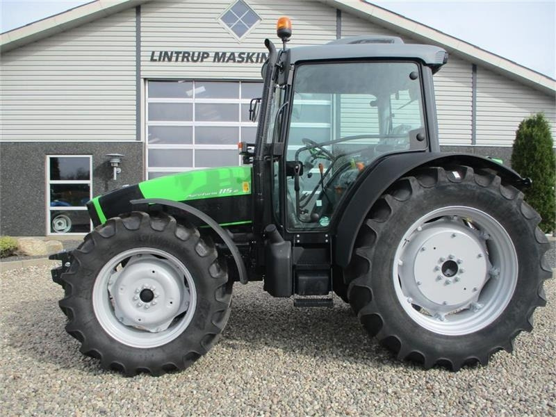 Deutz-fahr Agrofarm 115G New and Unused tractor with 30F+30R - Traktor: bilde 1 Deutz-fahr Agrofarm 115G New and Unused tractor with 30F+30R - Traktor: bilde 1