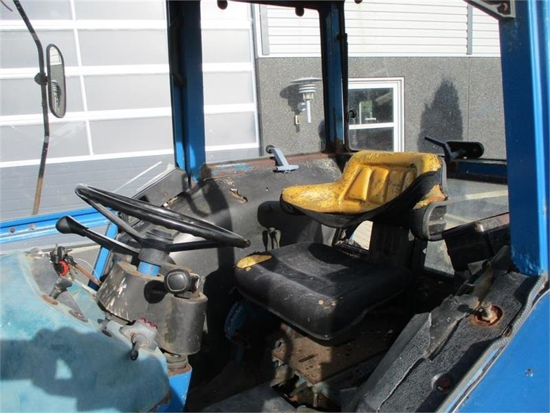 Ford 4610 Med frontlæsser - Traktor: bilde 5 Ford 4610 Med frontlæsser - Traktor: bilde 5