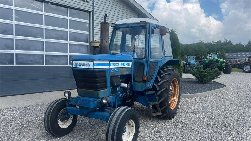 Ford 6700 - Traktor: bilde 2 Ford 6700 - Traktor: bilde 2