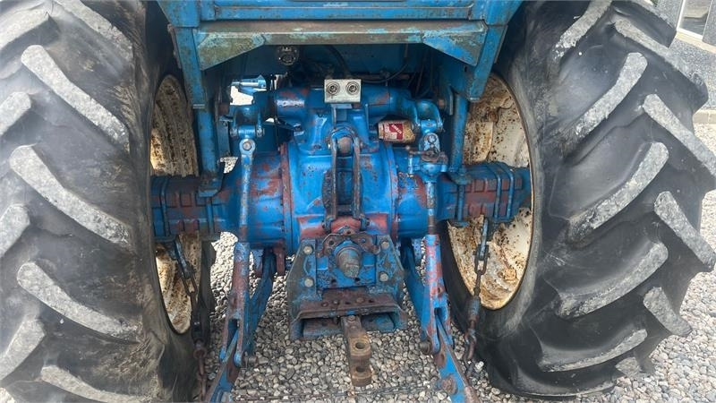Ford 6700 - Traktor: bilde 4 Ford 6700 - Traktor: bilde 4