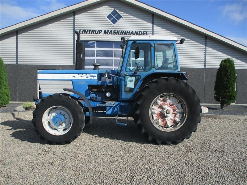 Ford TW 25 Regulær - Traktor: bilde 1 Ford TW 25 Regulær - Traktor: bilde 1