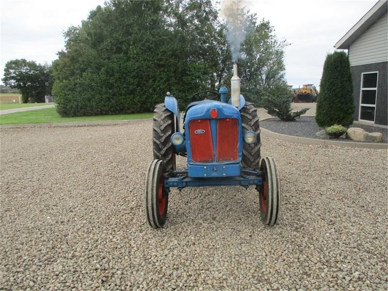 Fordson Major Diesel traktor - Traktor: bilde 3 Fordson Major Diesel traktor - Traktor: bilde 3