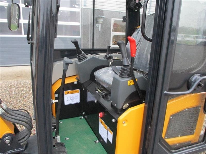 Jiahe JH18 MKII med Kubota motor, udskydelig undervogn o - Minigraver: bilde 3 Jiahe JH18 MKII med Kubota motor, udskydelig undervogn o - Minigraver: bilde 3