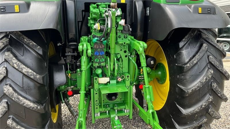 Traktor John Deere 6135R Krybegear, frontlift, TLS Affjedret foraksel: bilde 12 Traktor John Deere 6135R Krybegear, frontlift, TLS Affjedret foraksel: bilde 12