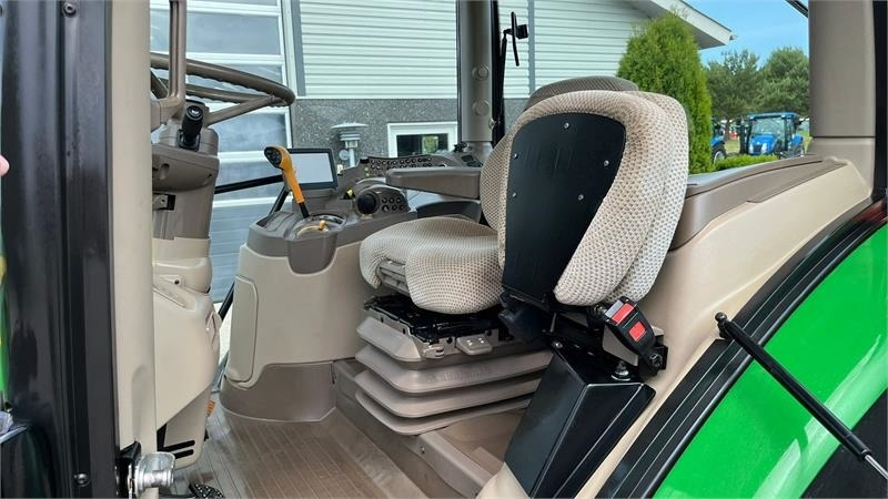 John Deere 6135R Krybegear, frontlift, TLS Affjedret foraksel - Traktor: bilde 5 John Deere 6135R Krybegear, frontlift, TLS Affjedret foraksel - Traktor: bilde 5